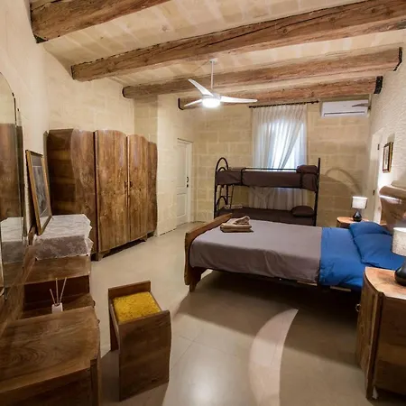 4 Bedroom Luxury With Private Pool Сasa de vacaciones